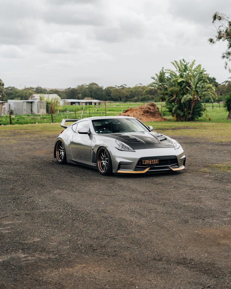 Amuse Style Vented Bonnet - Nissan 370Z Z34