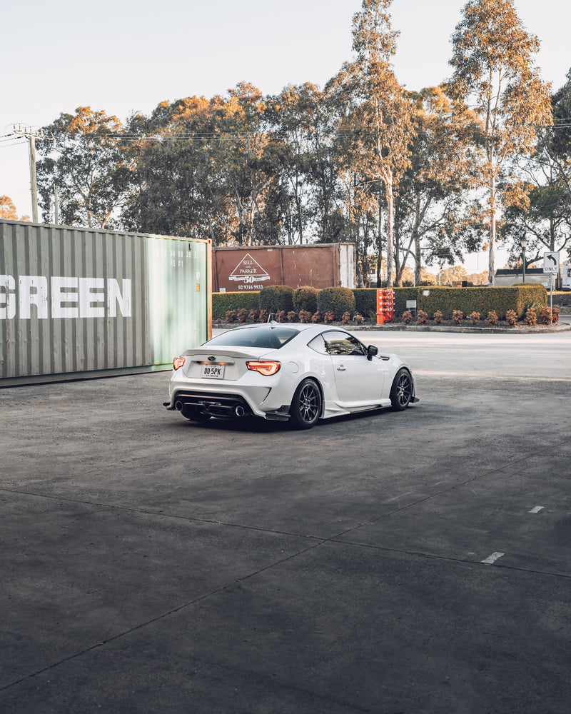 Varis Arising-II Style Rear Bumper Air Shrouds - Toyota 86 ZN6/Subaru BRZ ZC6
